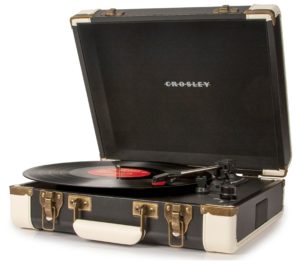 Crosley CR6019A-BK Executive turntable sideview